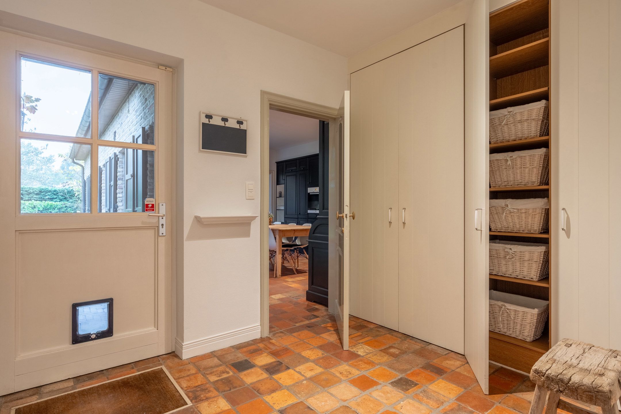 Prachtige villa met  residentiële ligging op 1.754 m² foto 14