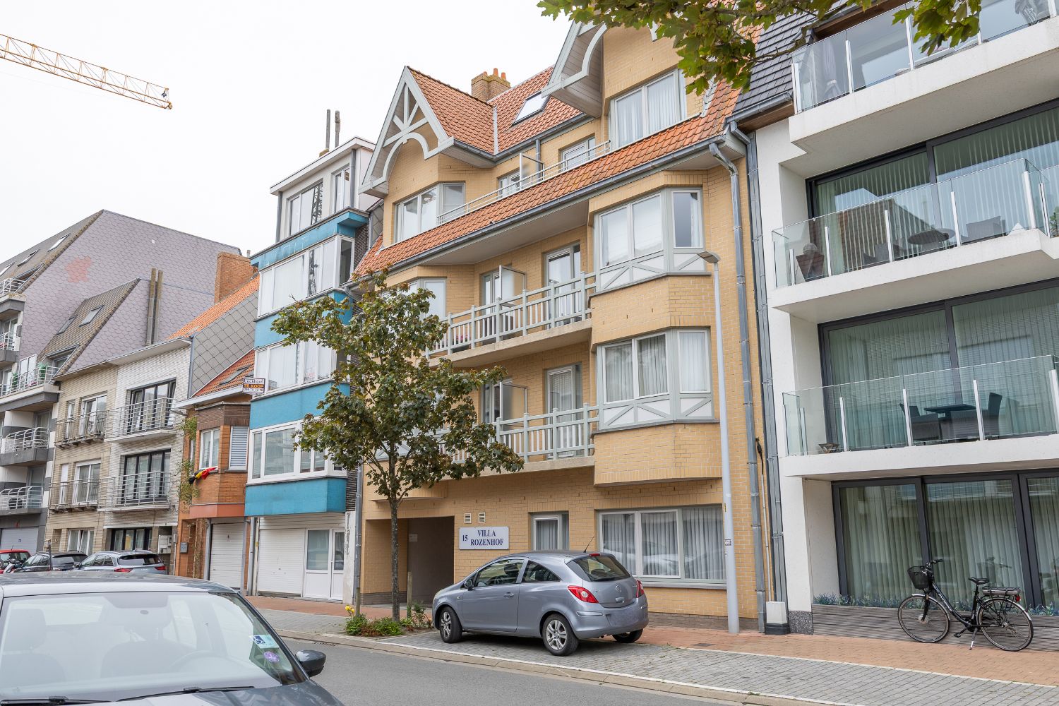 Instapklaar 2 slaapkamer appartement in het centrum foto {{pictureIndex}}