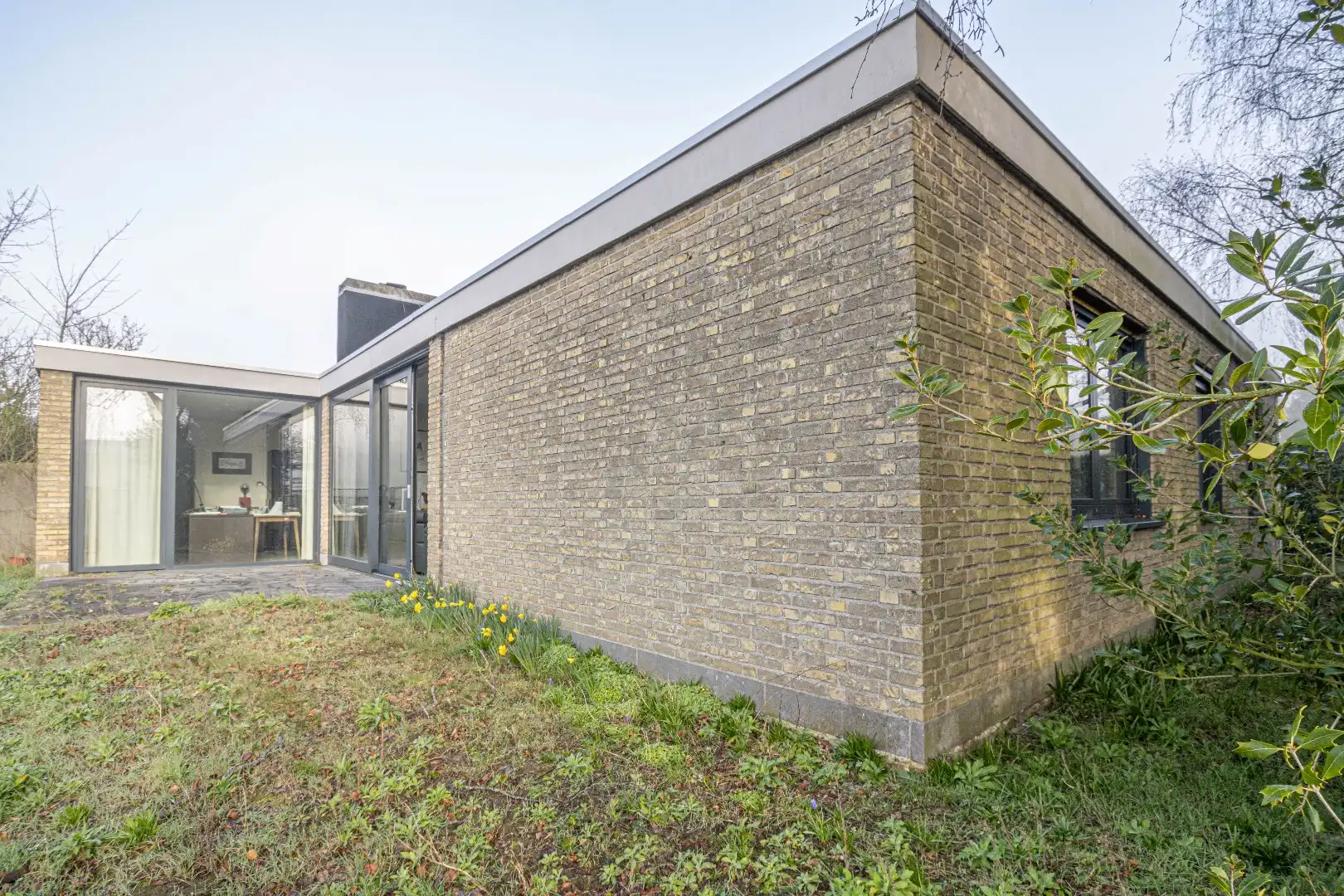 Alleenstaande bungalow met tuin! foto 13