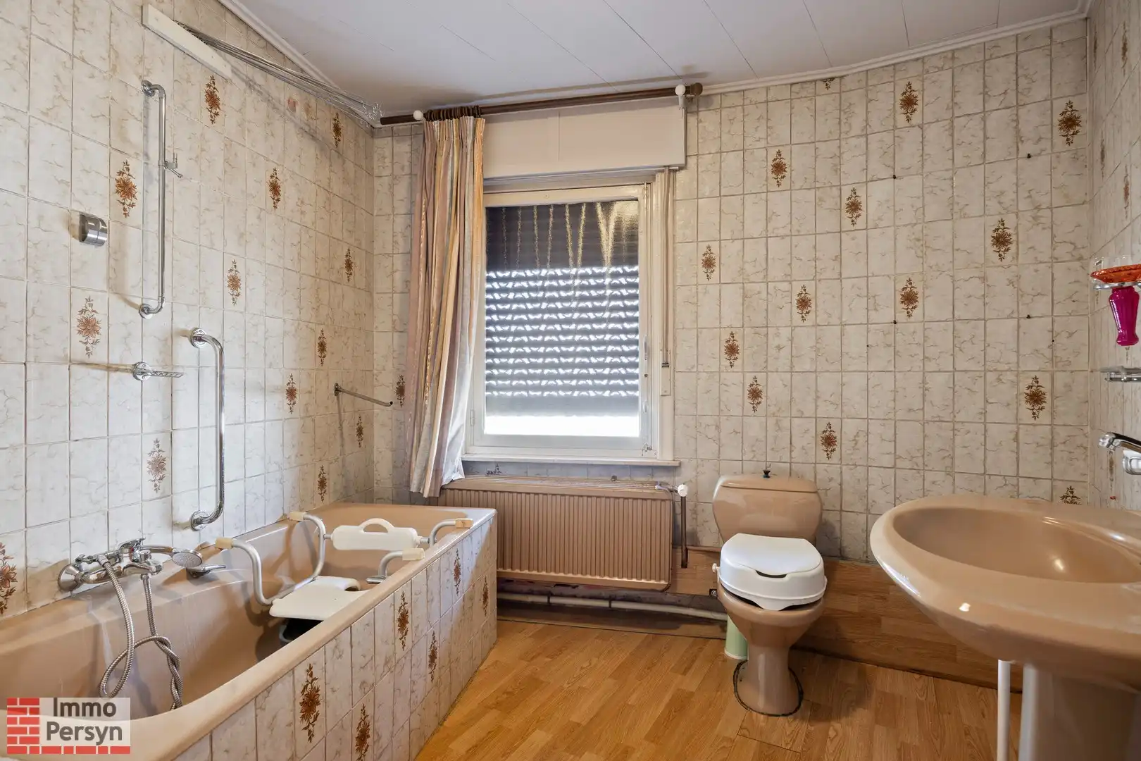 Karaktervolle hoekwoning vol potentieel in centrum Scherpenheuvel foto 10