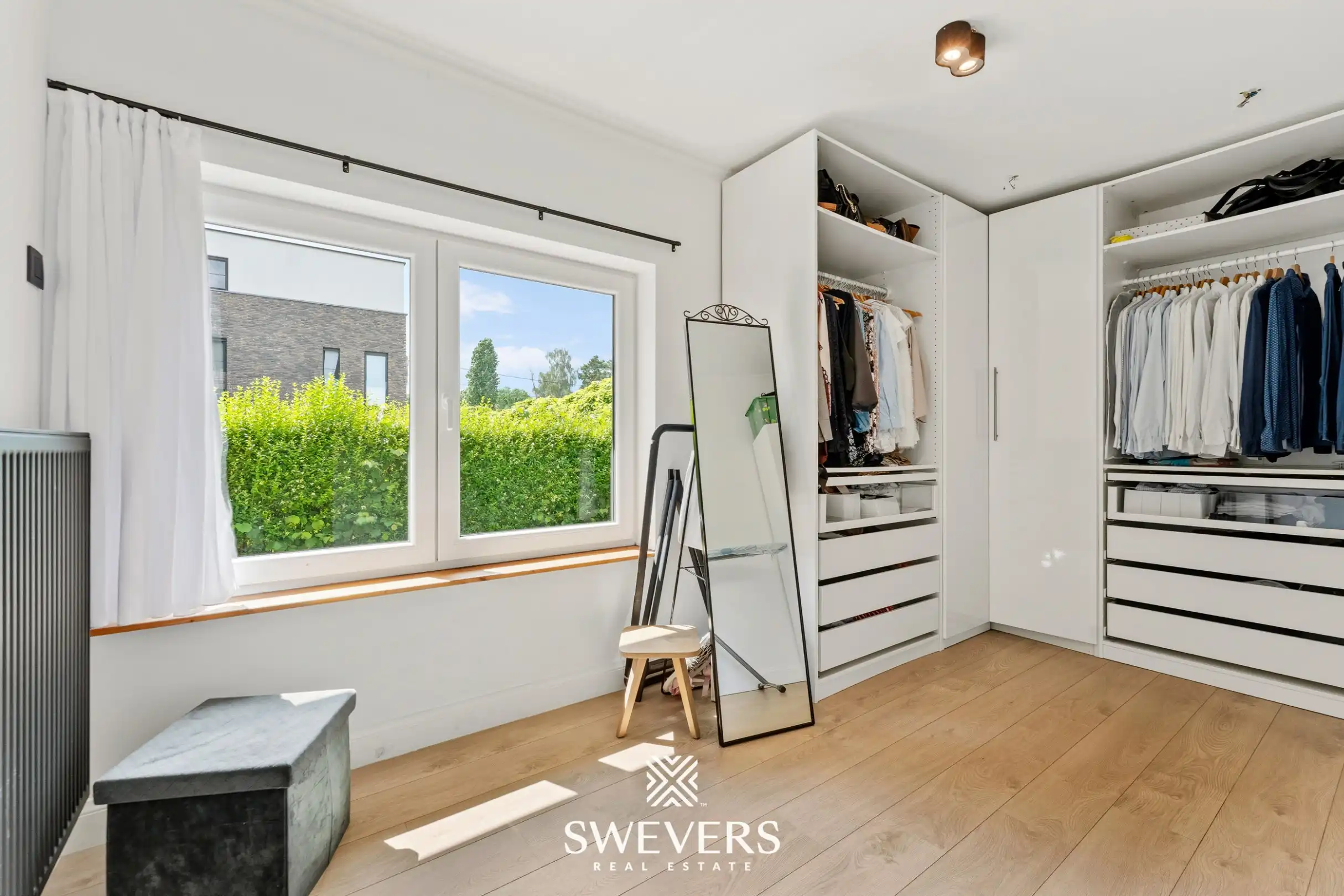 Instapklaar gerenoveerd appartement met 3 slaapkamers en een garage in centrum Houthalen foto 19