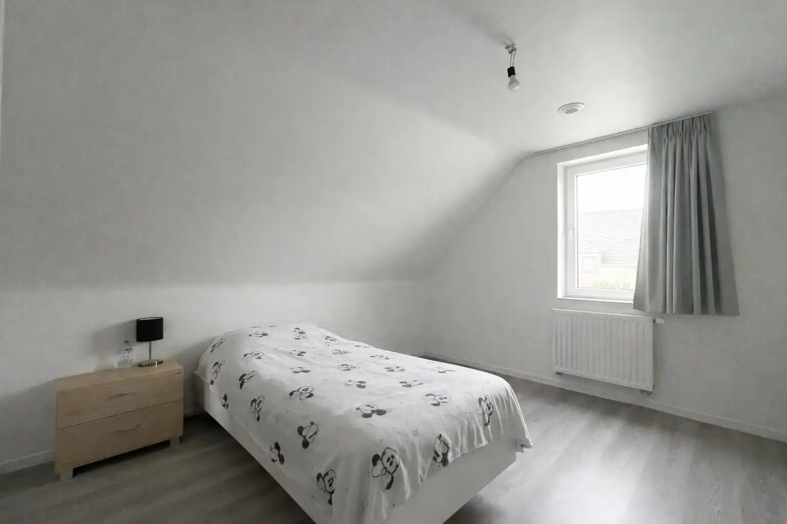 Moorslede – Rustig gelegen halfopen woning met tuin en 3 slaapkamers foto 6