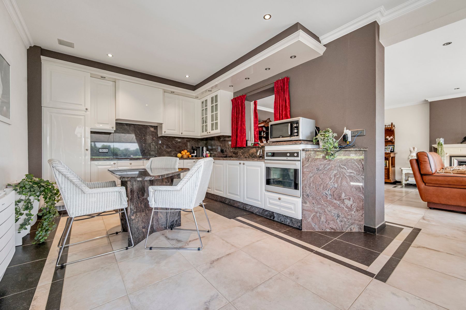 Knap appartement met 3 slaapkamers en 2 terrassen foto 9