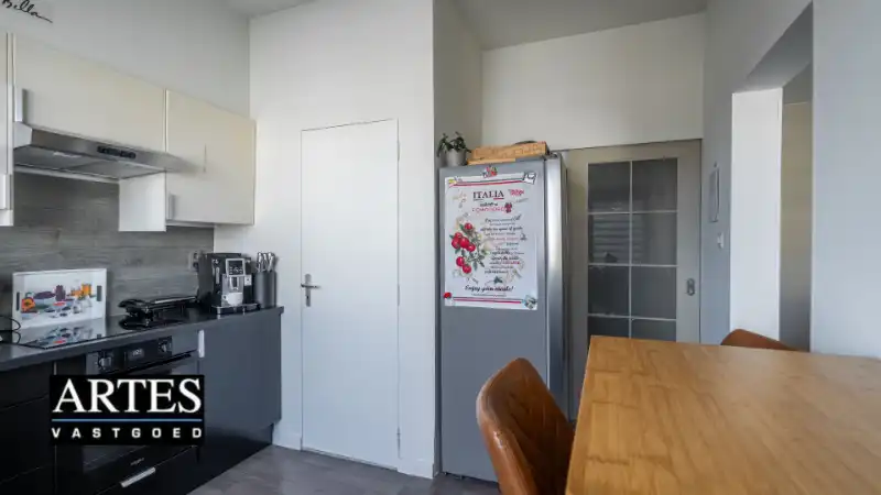 Centraal gelegen appartement met 1 slaapkamer in Genk foto 12