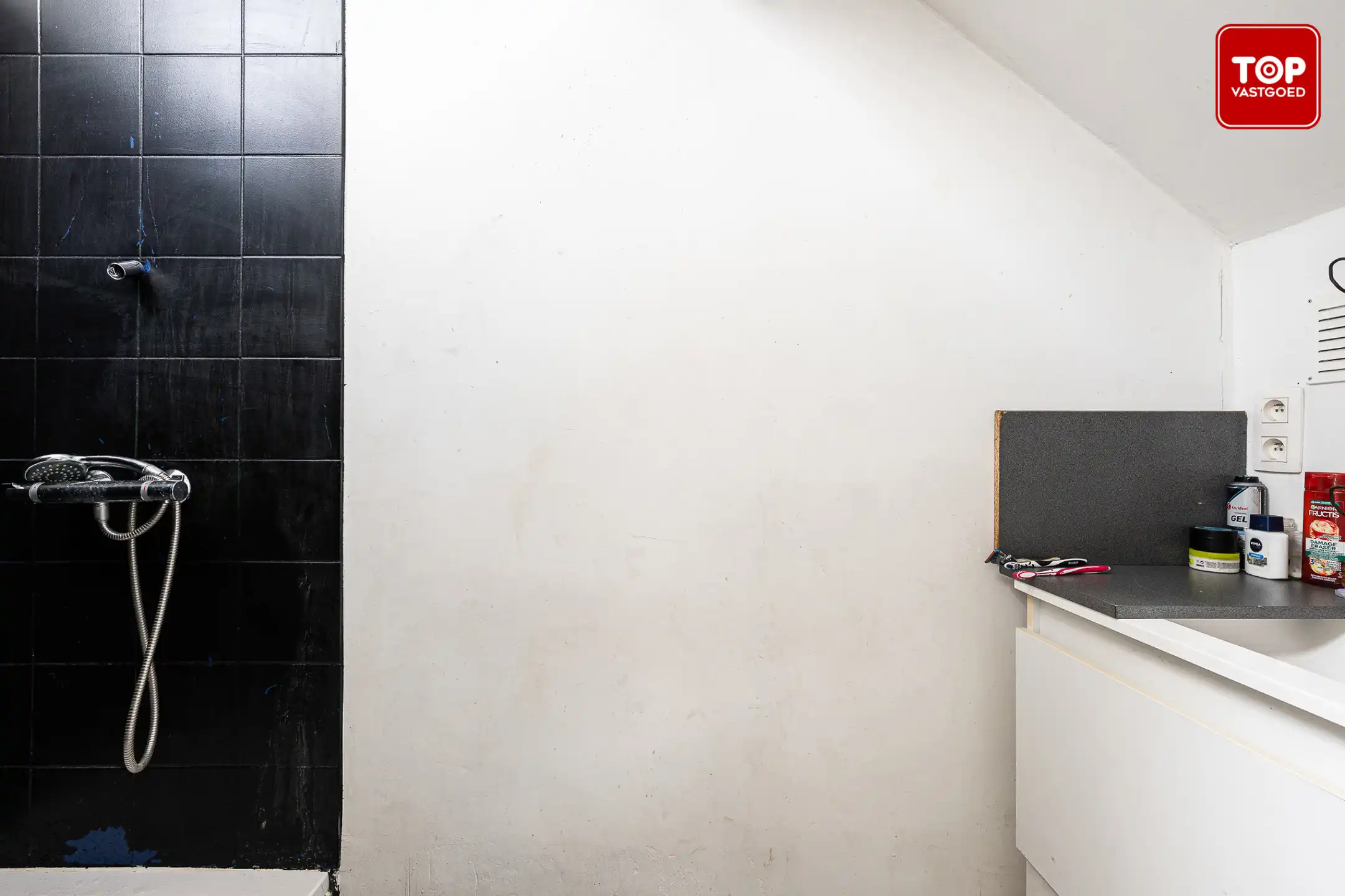 Gezellige instapklare rijwoning met een TOP ligging foto 11