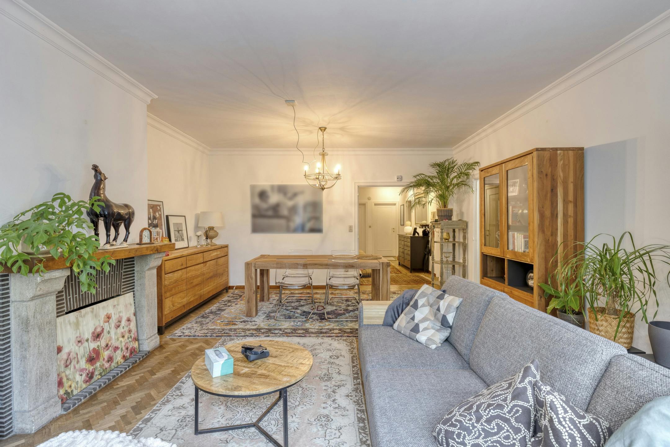 Ruim 3-slaapkamerappartement met zicht op het Zuidpark foto 3