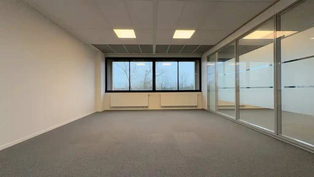 Kantoren met zicht op Schelde te huur in The Office 03 te Gent foto 15
