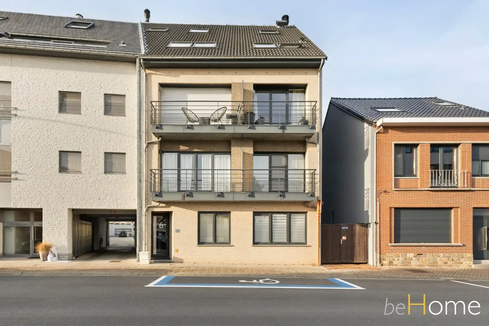 Op zoek naar een leuk gelijkvloers-appartement met tuin in Merchtem? Welkom Home! foto 18