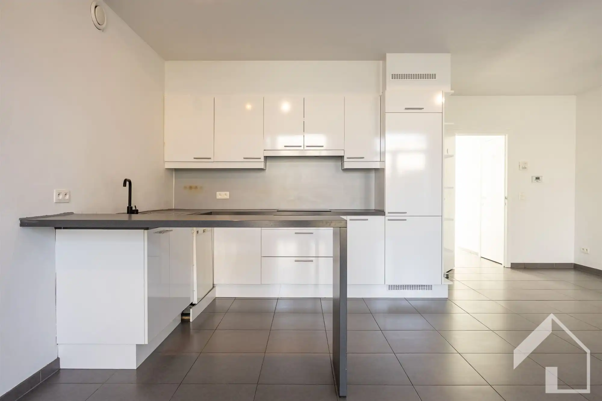 Ruime woning op een rustige locatie! foto 11