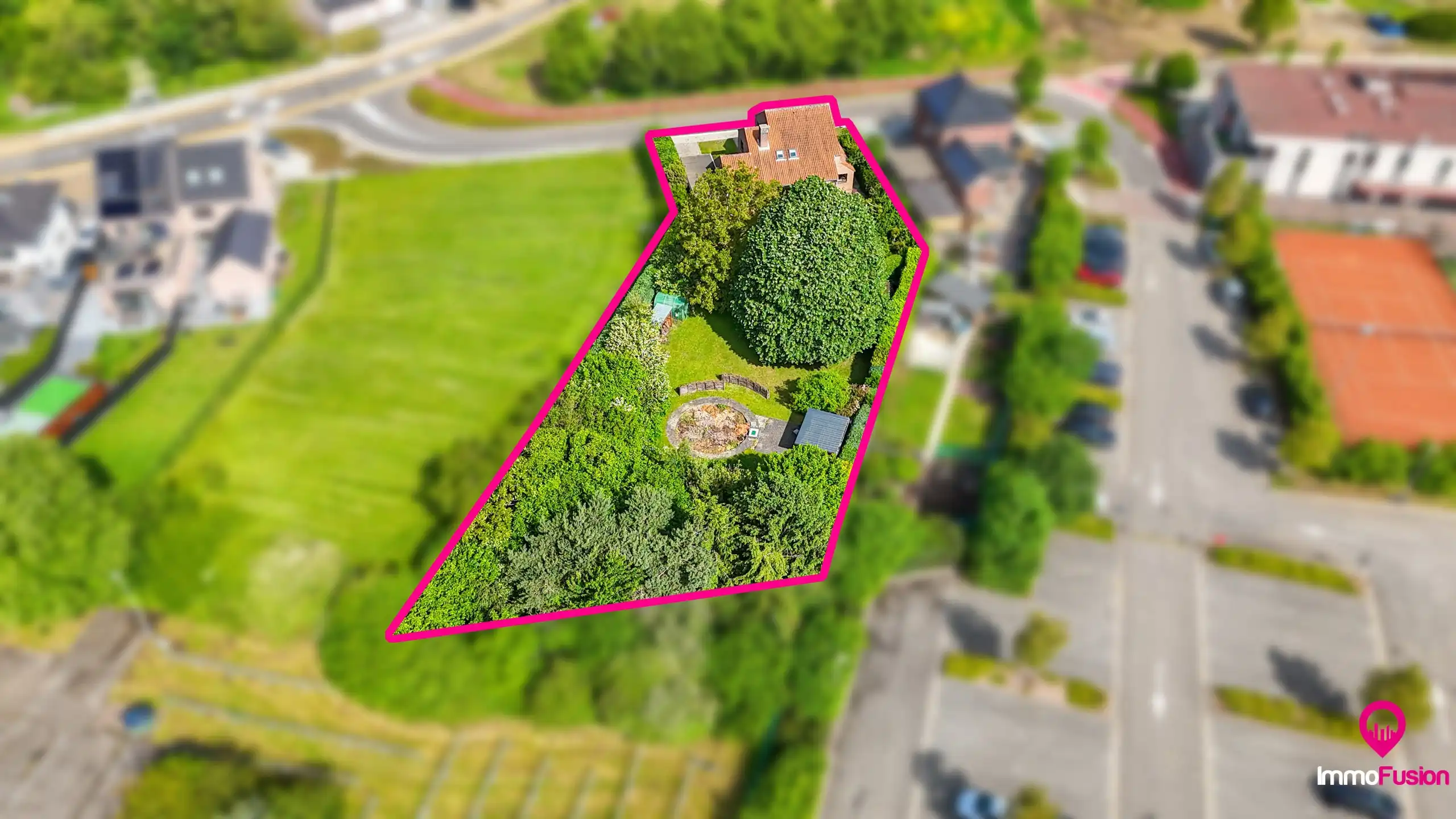 Ruime gezinswoning met 4 slaapkamers en prachtige tuin foto 38