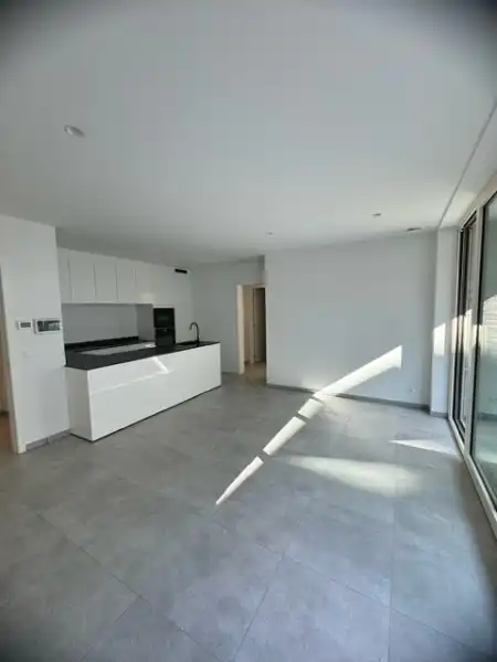 - VERKOCHT - Modern nieuwbouwappartement in Genk-Centrum foto 2