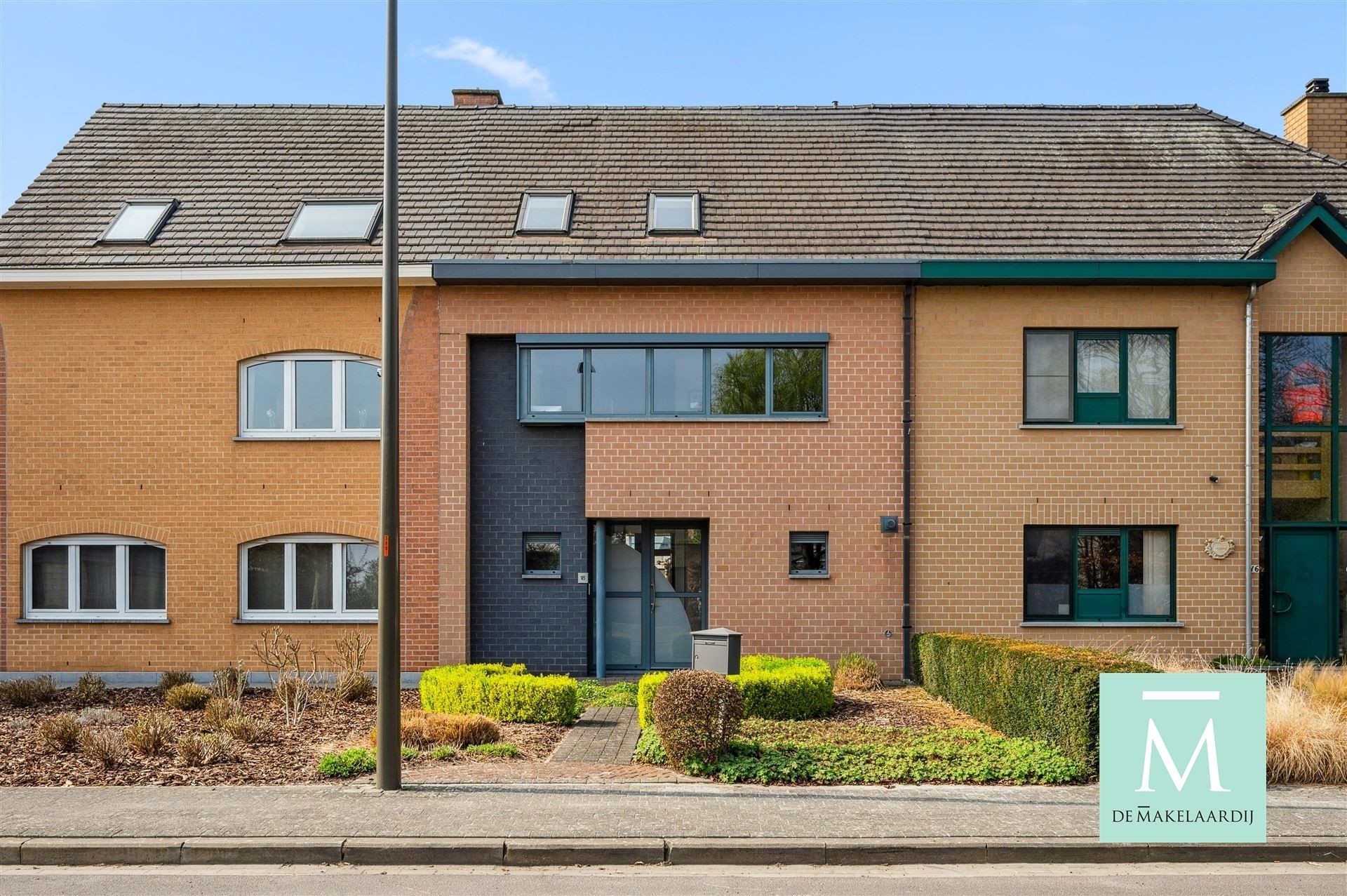 Energiezuinige woning met aangename tuin en garage foto 2