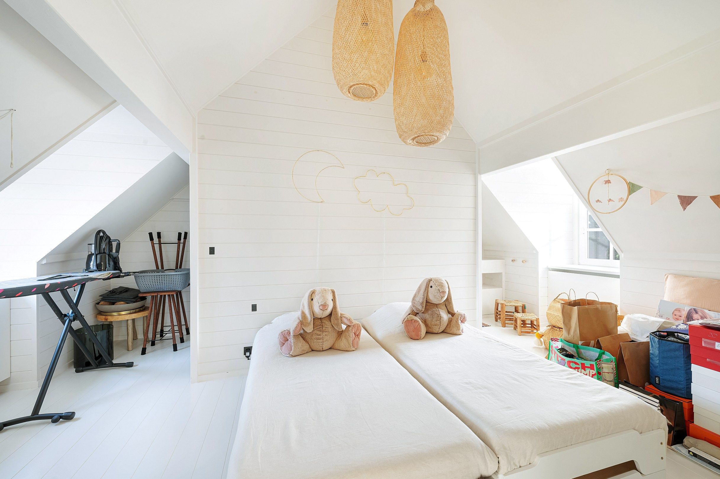 Luxueus afwerkte koppelvilla op wandelafstand van het Albertplein en de Lippenslaan foto 21