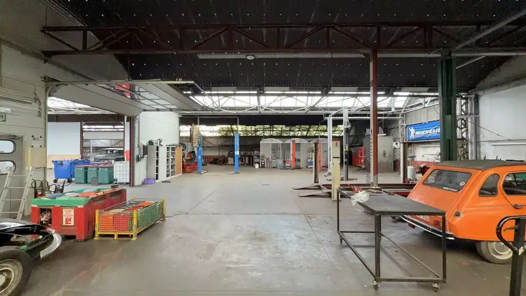 Showroom met magazijn te huur aan het Handelsdok in Gent foto 10