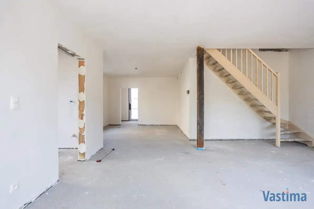 Nieuwbouw halfopen woning met 3 slaapkamers, garage en tuin foto 12