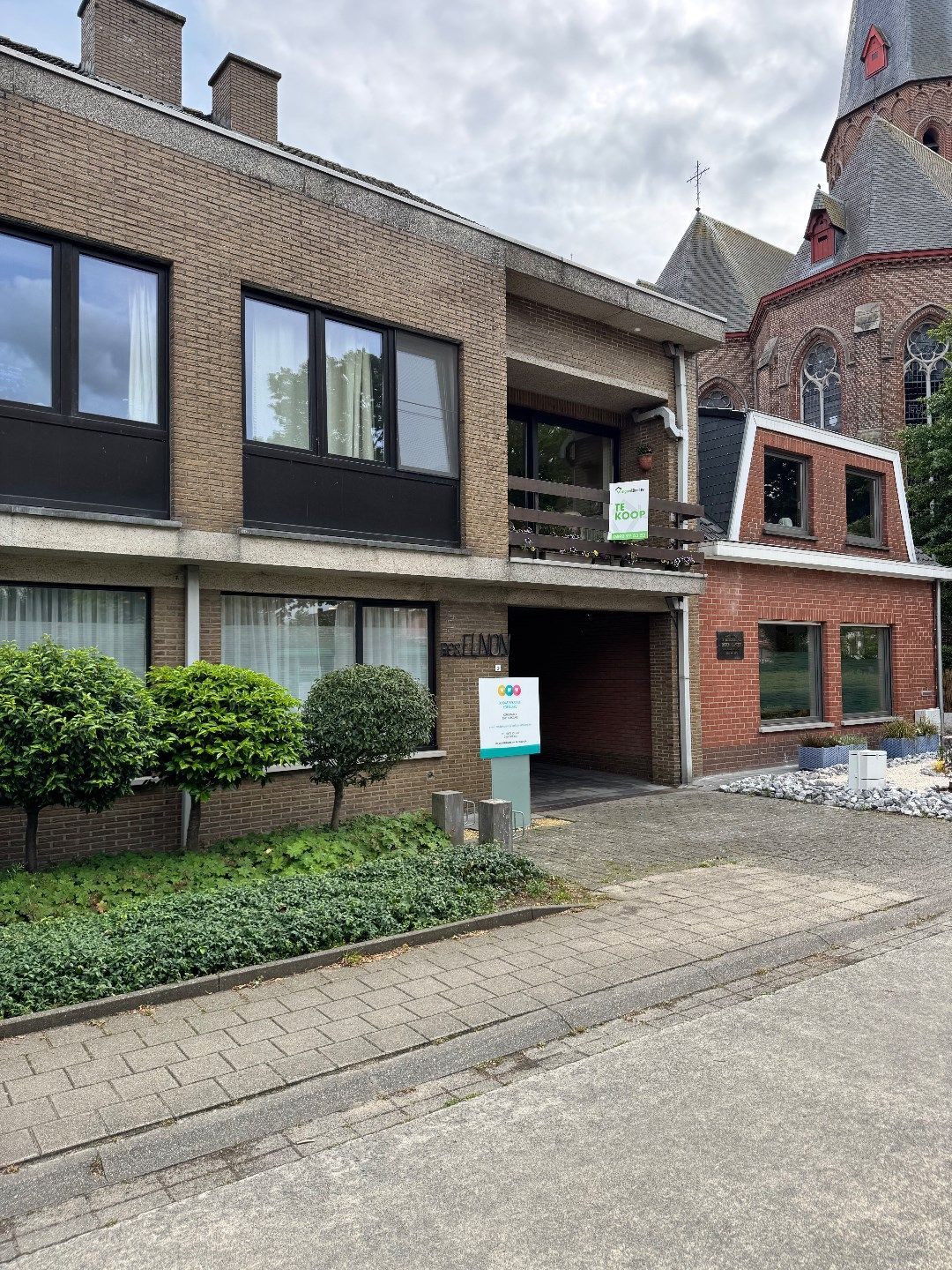 ()=>{if(producerUpdateValueVersion(node),producerAccessed(node),node.value===ERRORED)throw node.error;return node.value} Kerkstraat 3 -/5 - 8680 Koekelare