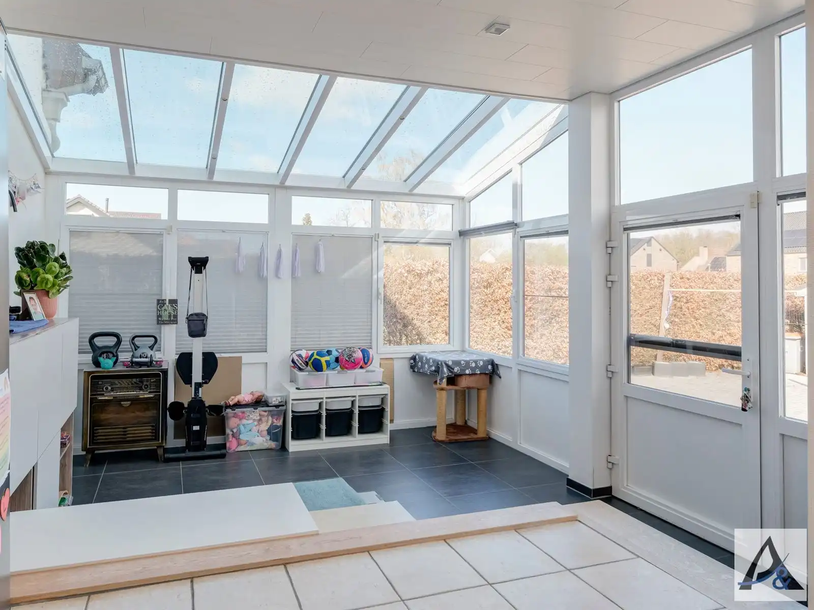 Instapklare eengezinswoning met prachtige tuin! foto 22