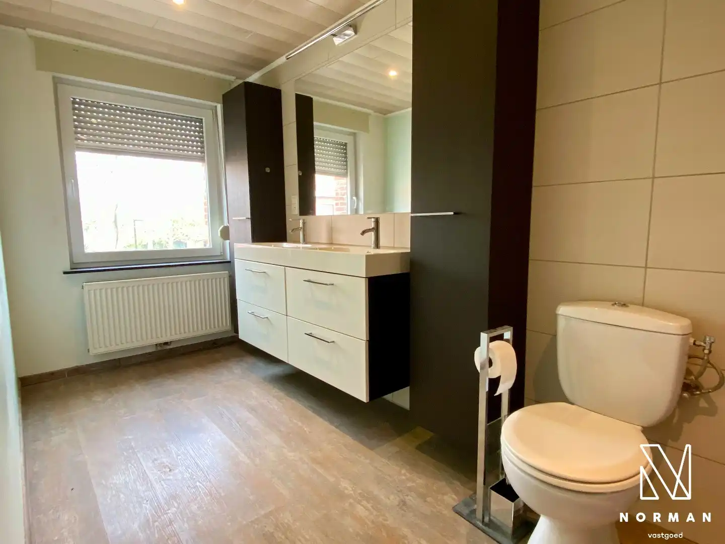 Hedendaagse woning met tuin en 3 slaapkamers op centrum-ligging. foto 8