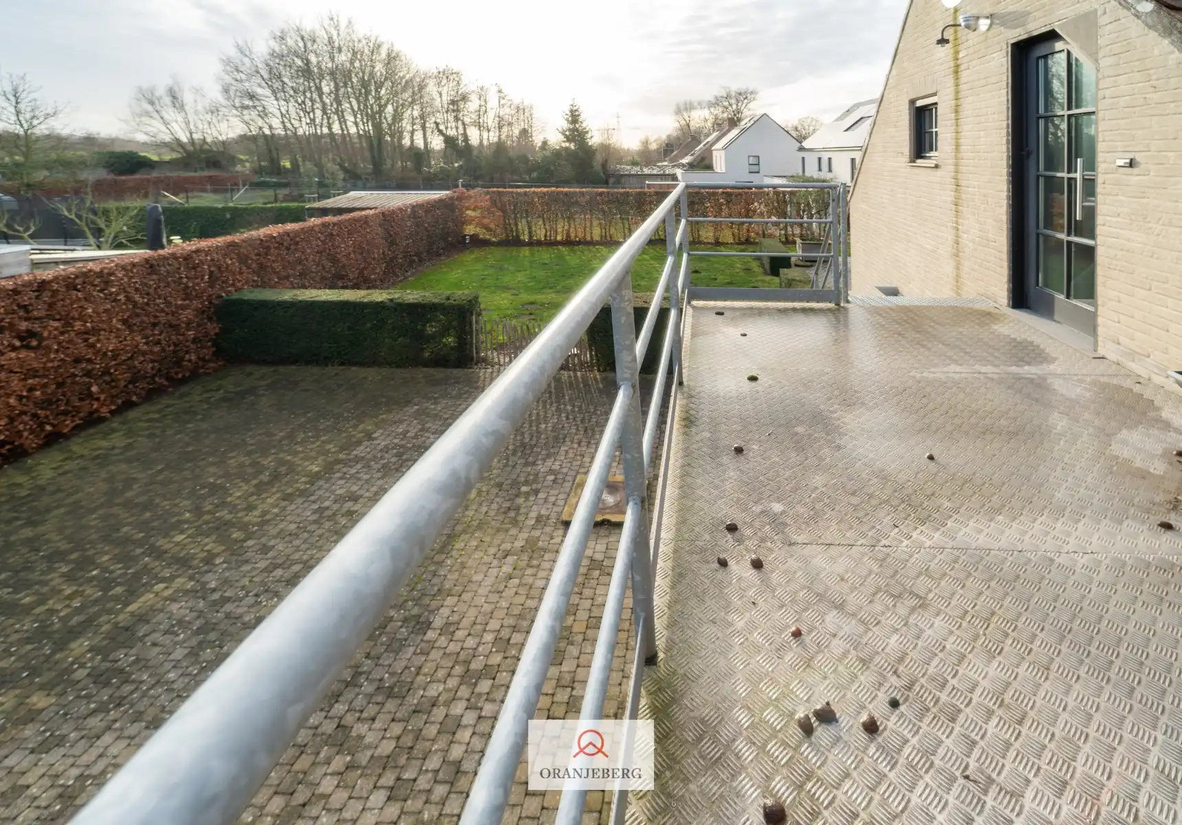 Zeer ruim 3 slaapkamer appartement (230 m²) foto 23