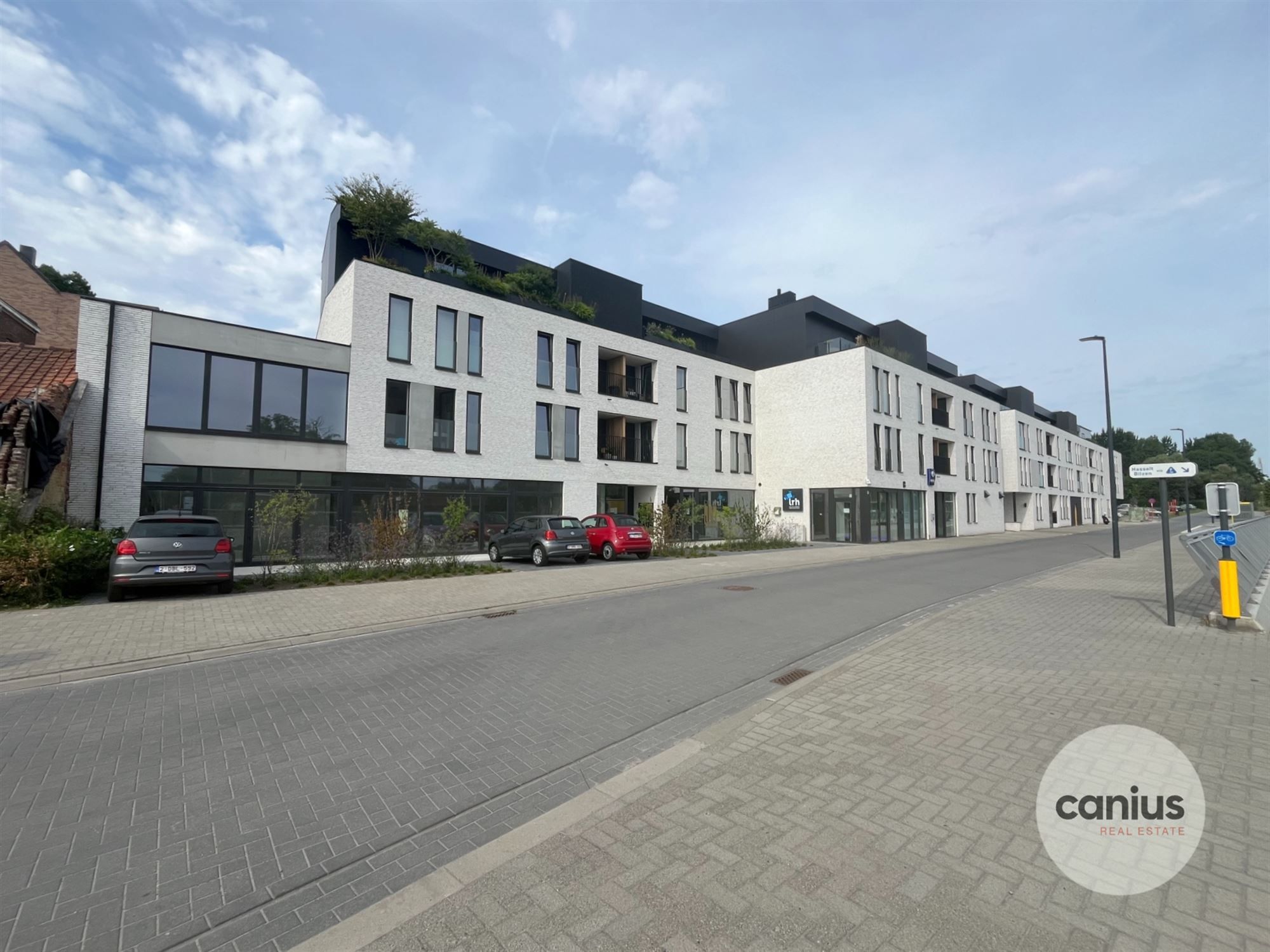 APPARTEMENT MET 2 SLPKS NABIJ HET CENTRUM foto 11