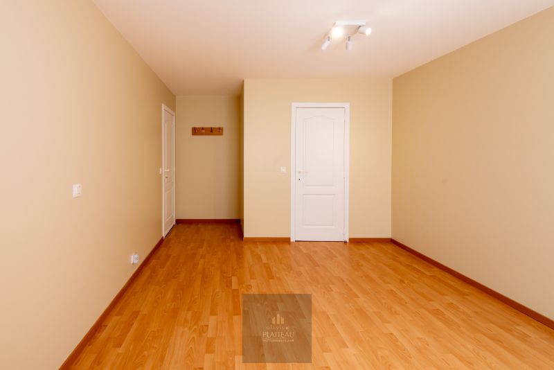 Groot (96m²) zongericht appartement met 2 slaapkamers. foto 19