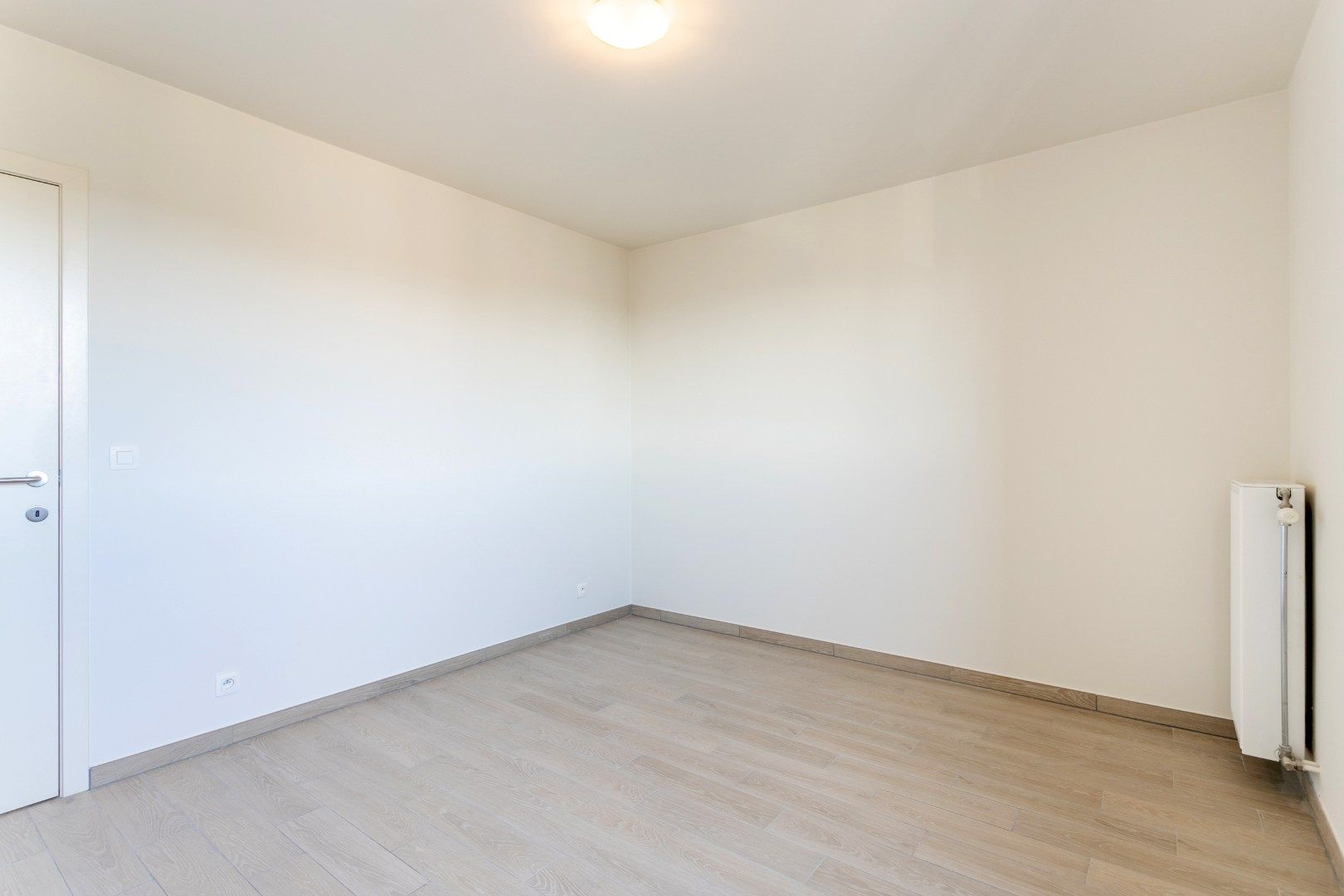 Energiezuinig app te huur, met 2 slpks, terras, autostaanplaats en kelder foto 11