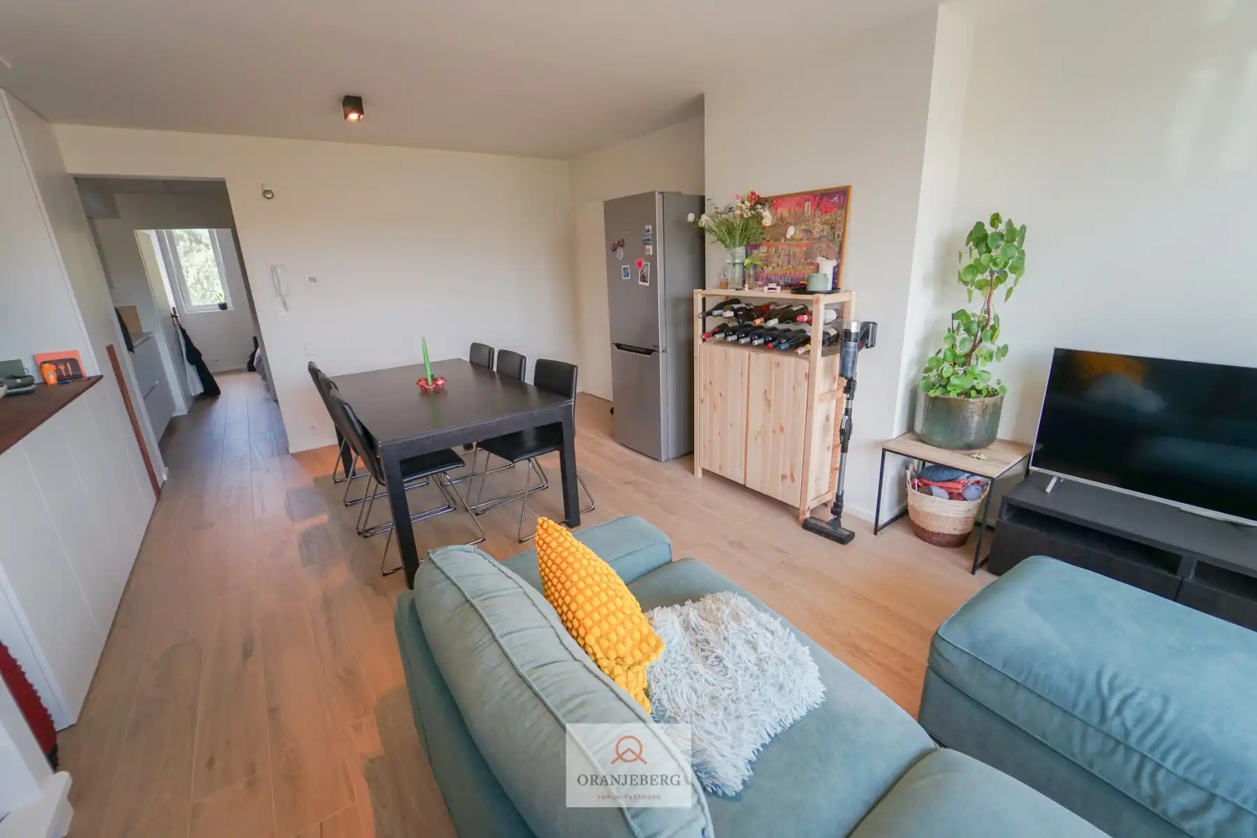 Instapklaar gerenoveerd duplex-app nabij Sint-Pietersstation! foto 5