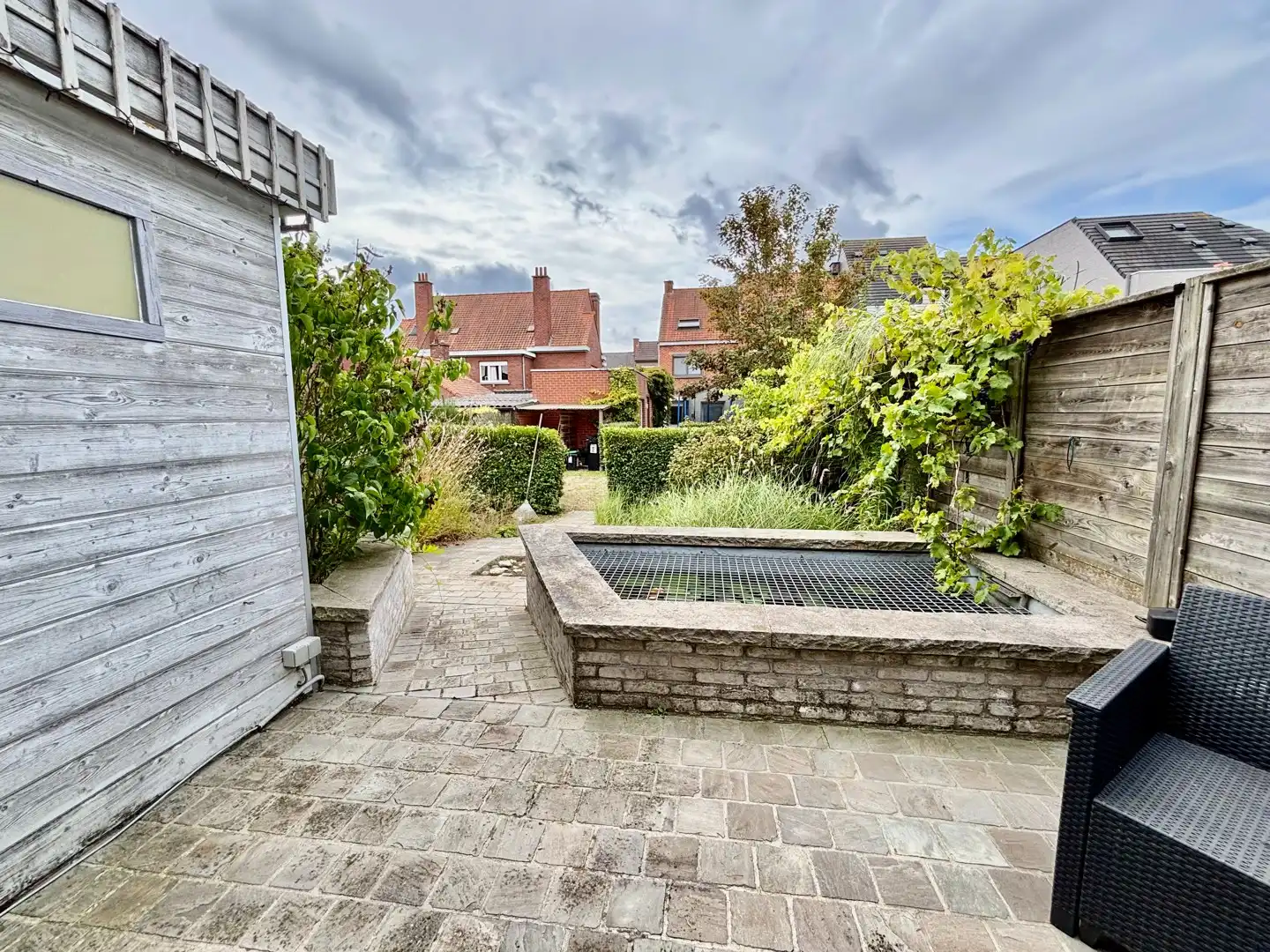 Instapklare halfopen bebouwing met veel ruimte, garage en zonnige tuin foto 10
