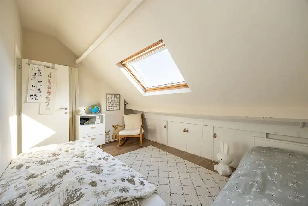 Instapklare woning met 3 slpk en gezellige tuin foto 18