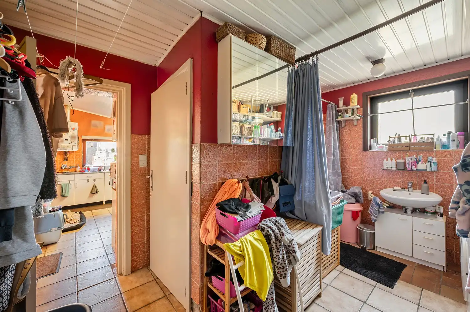 Open bebouwing met ruime tuin en tal van mogelijkheden foto 12