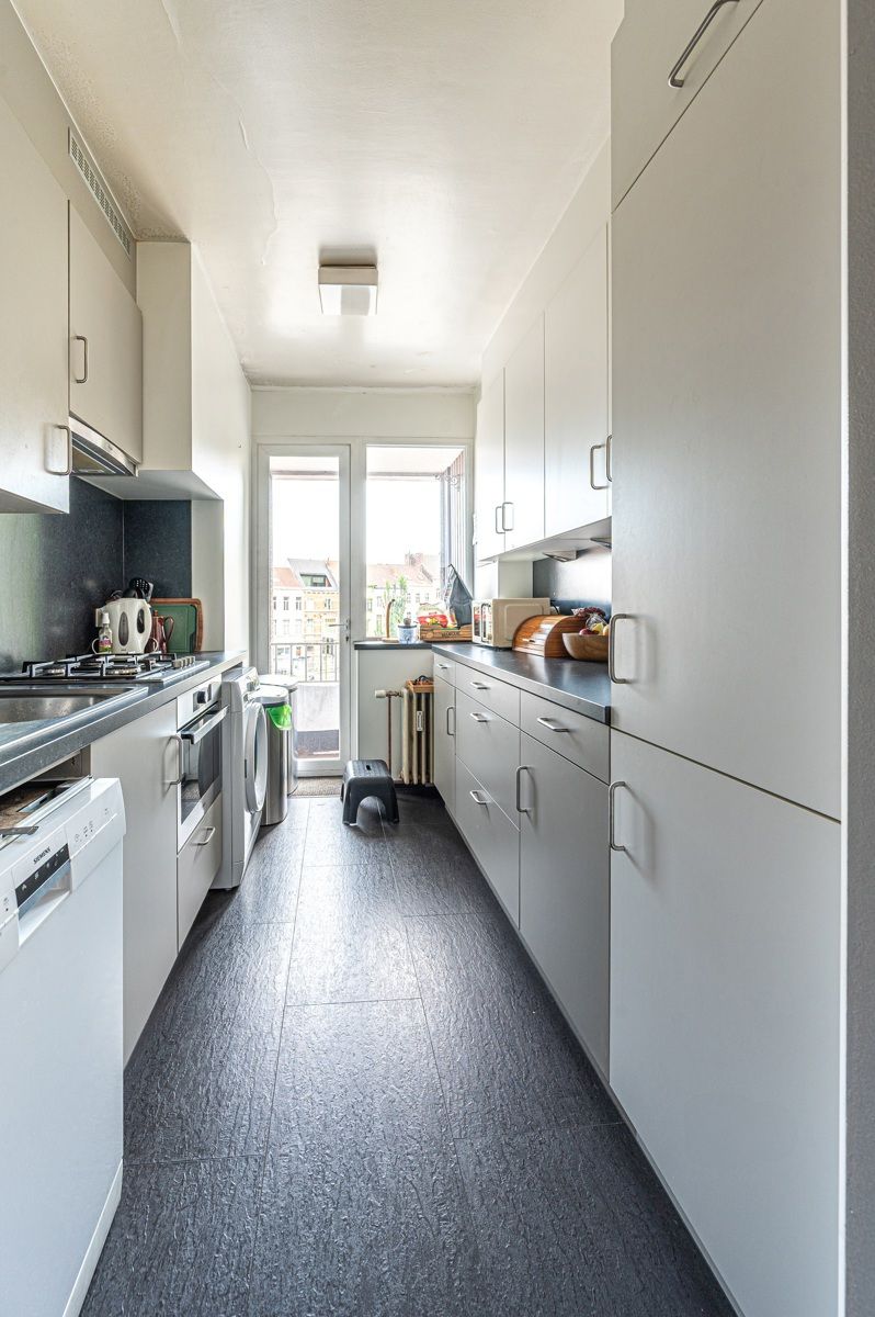 Centraal gelegen & lichtrijk hoekappartement met terras foto 9