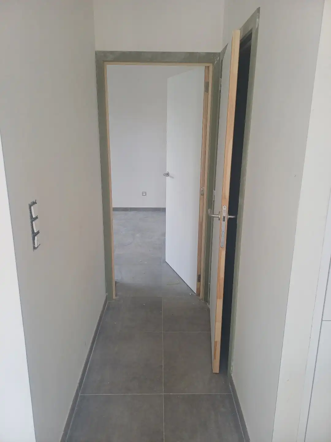 Instapklaar energieneutraal 1 slaapkamer nieuwbouw-appartement in Neerpelt centrum foto 9