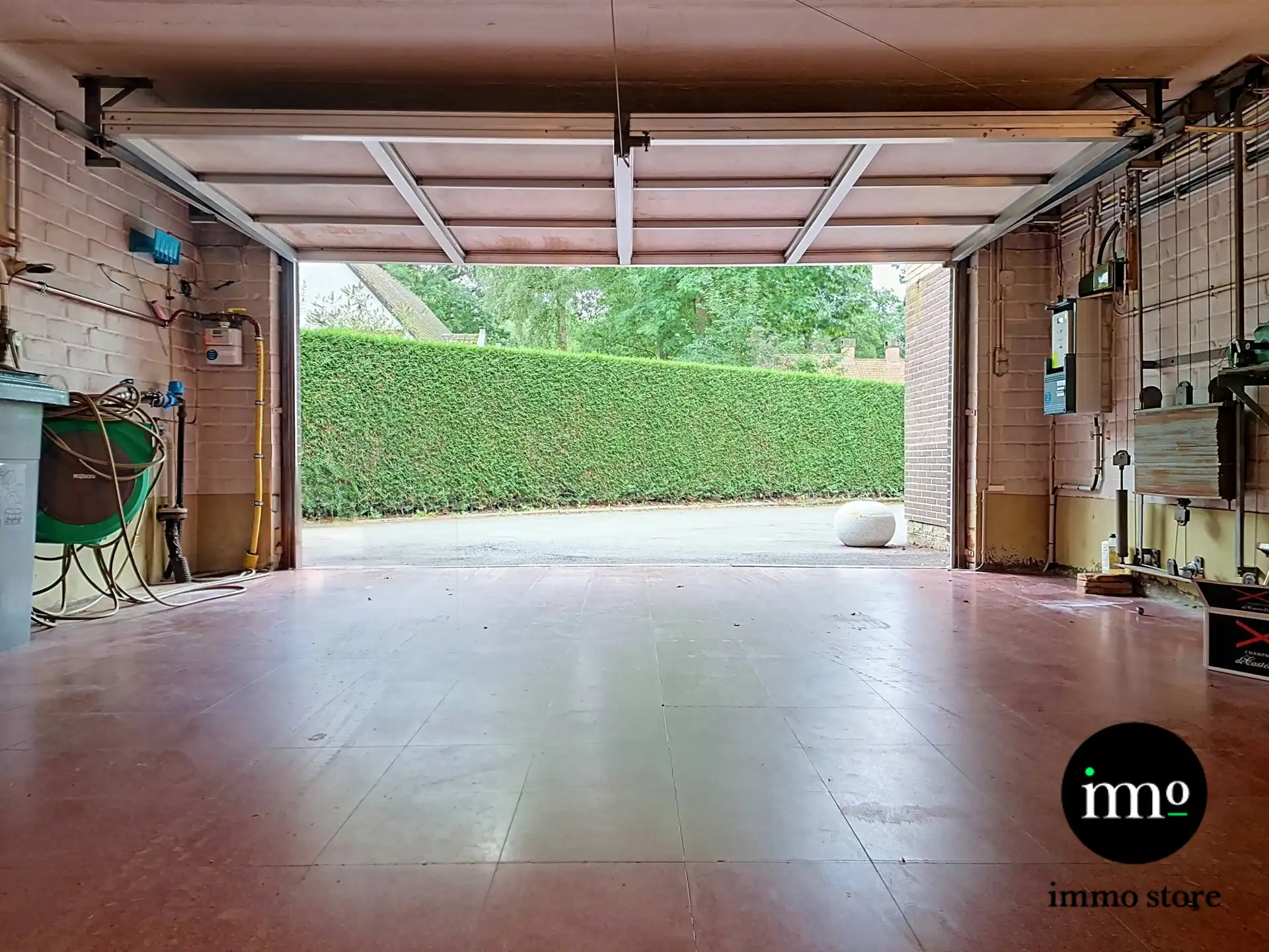 Uitzonderlijk ruime woning in doodlopende straat foto 27