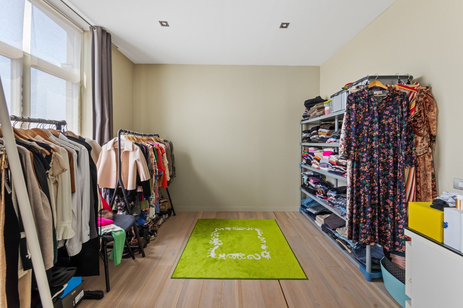 BURGERWONING MET 5 SLPKS,  TUIN EN HUURGARAGE foto 20