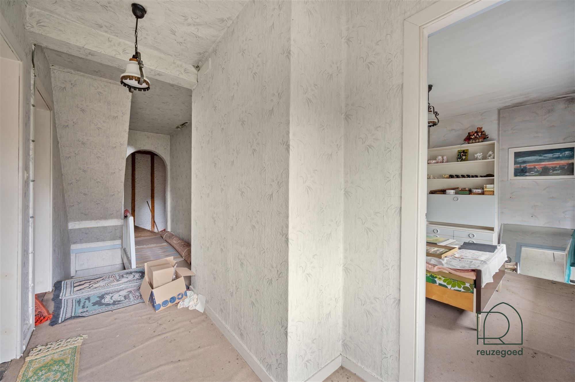Te renoveren huis (tweewoonst)  met mogelijkheid tot 2 bouwgronden foto 15