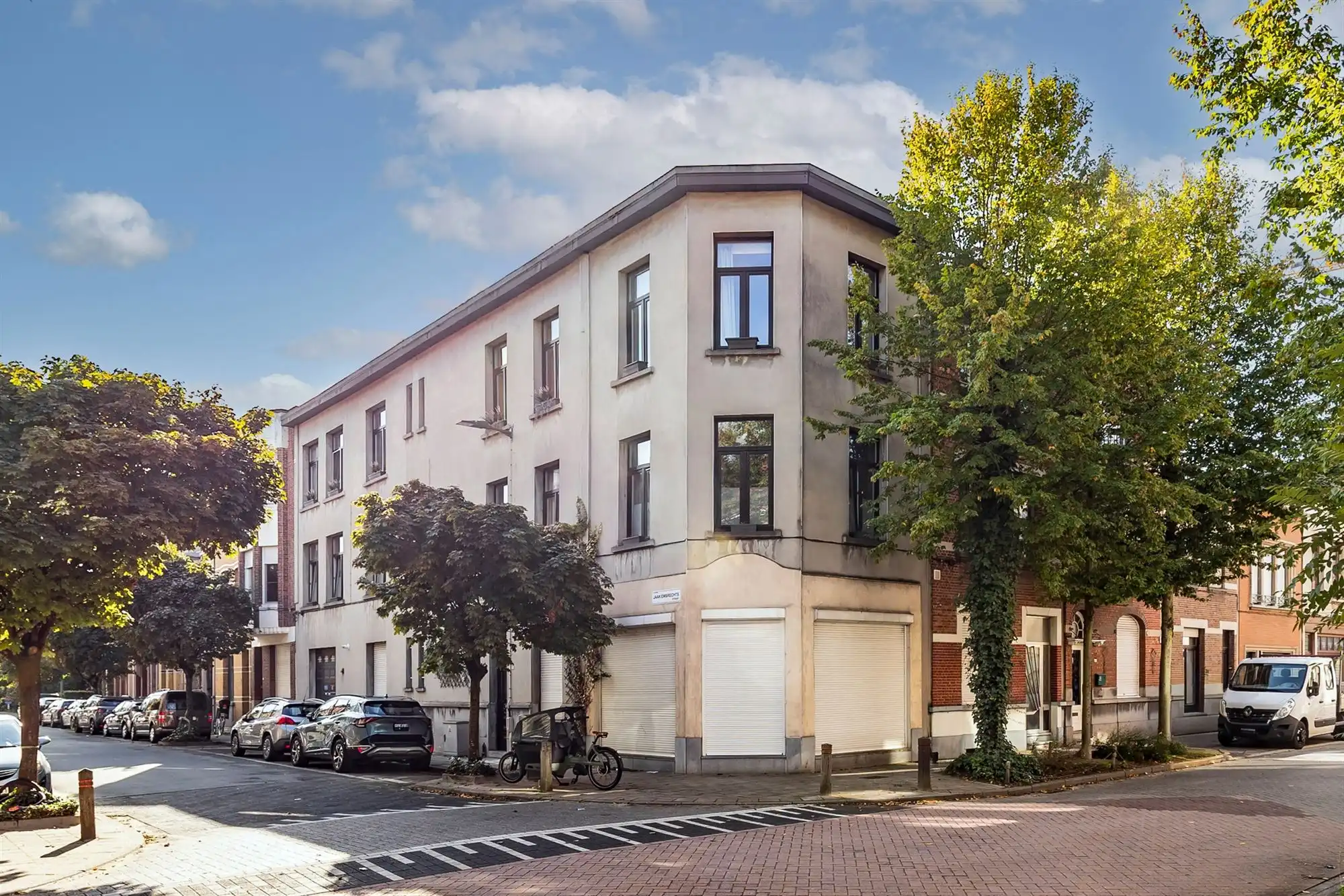 Charmant appartement met 2 slaapkamers en kelderberging in Deurne Zuid! foto {{pictureIndex}}