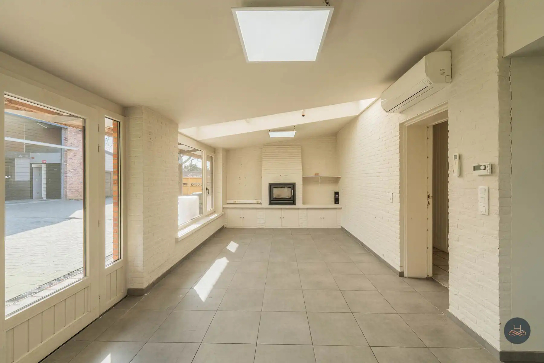 Woning met groot multifunctioneel bijgebouw in rustige straat foto 9