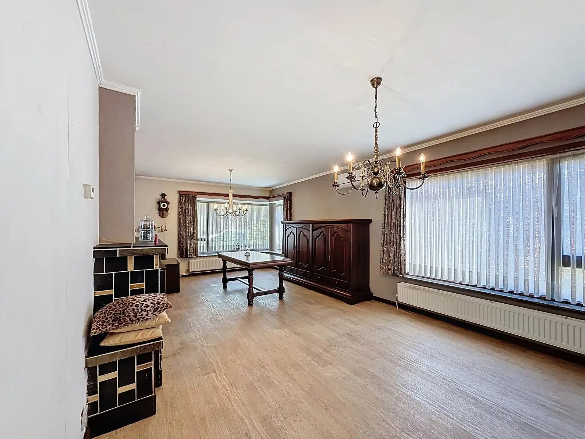 Te renoveren woning op een ruim perceel van 1350 m². foto 8