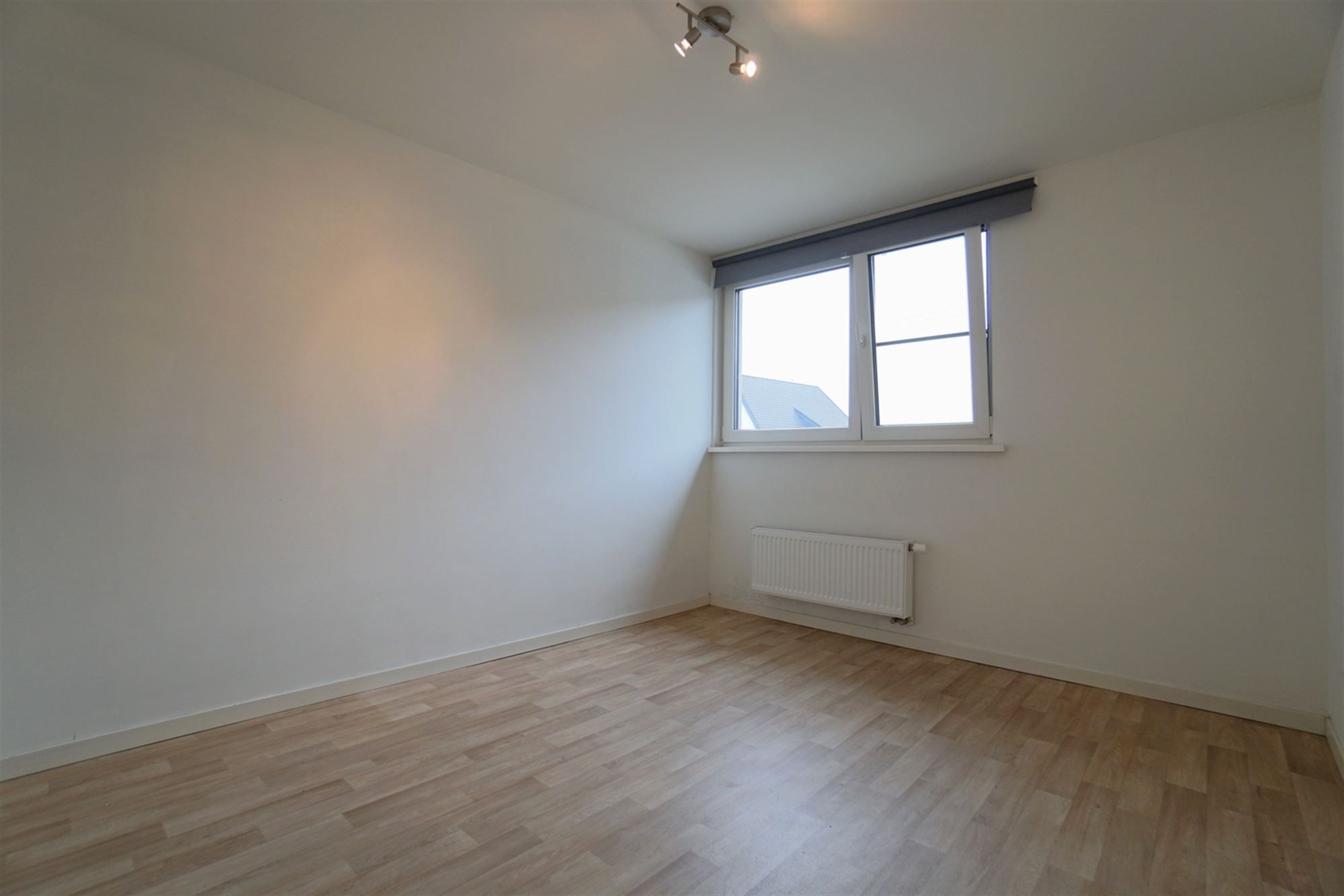 Duplex appartement met 2 slaapkamers en garage op uitstekende locatie foto 11
