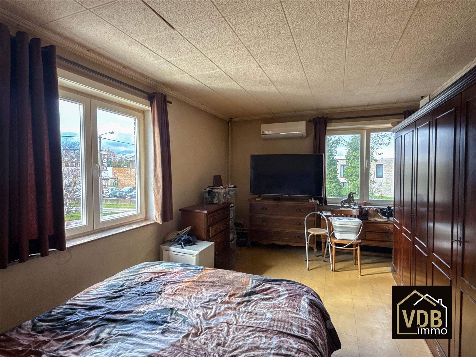 HANDELSHUIS MET WOONST foto 45