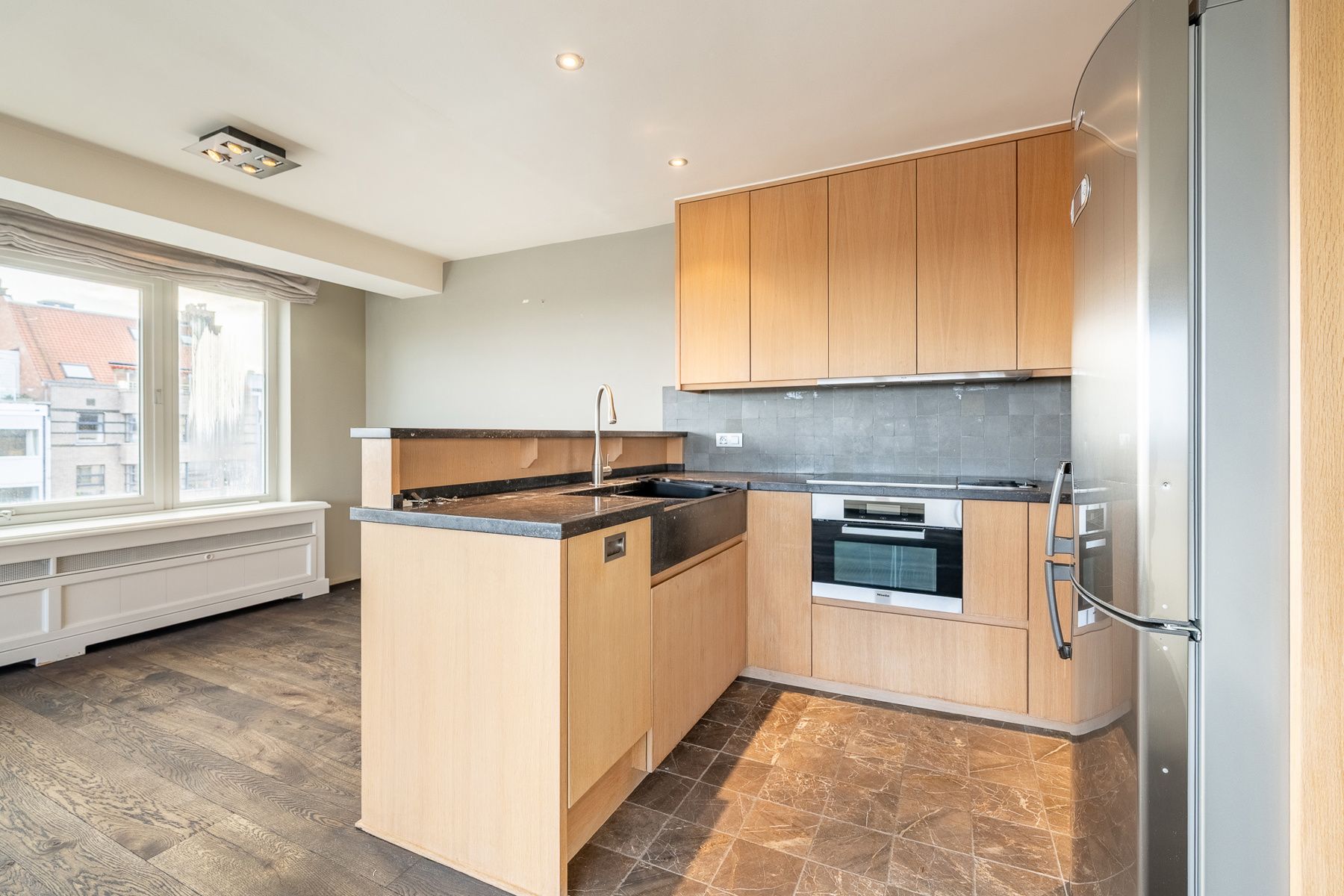 Hoekappartement op topligging met open zichten foto 5