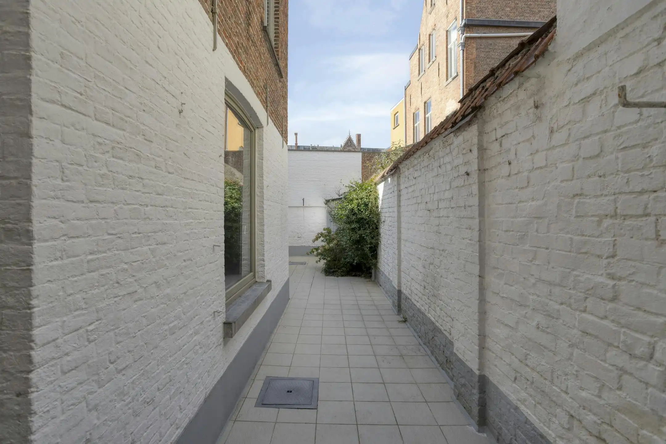 Charmant huis te koop in Sint-Clarastraat Brugge foto 4