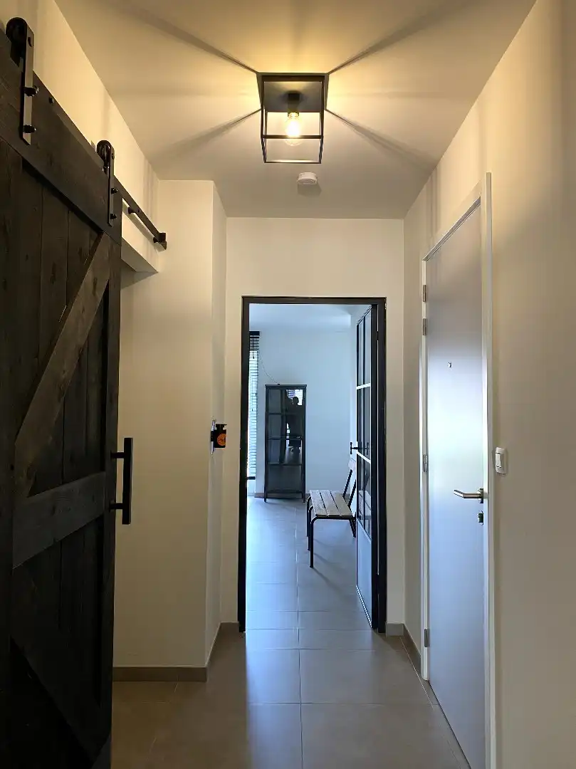 INSTAPKLARE KANTOORRUIMTE IN BEERNEM foto 3