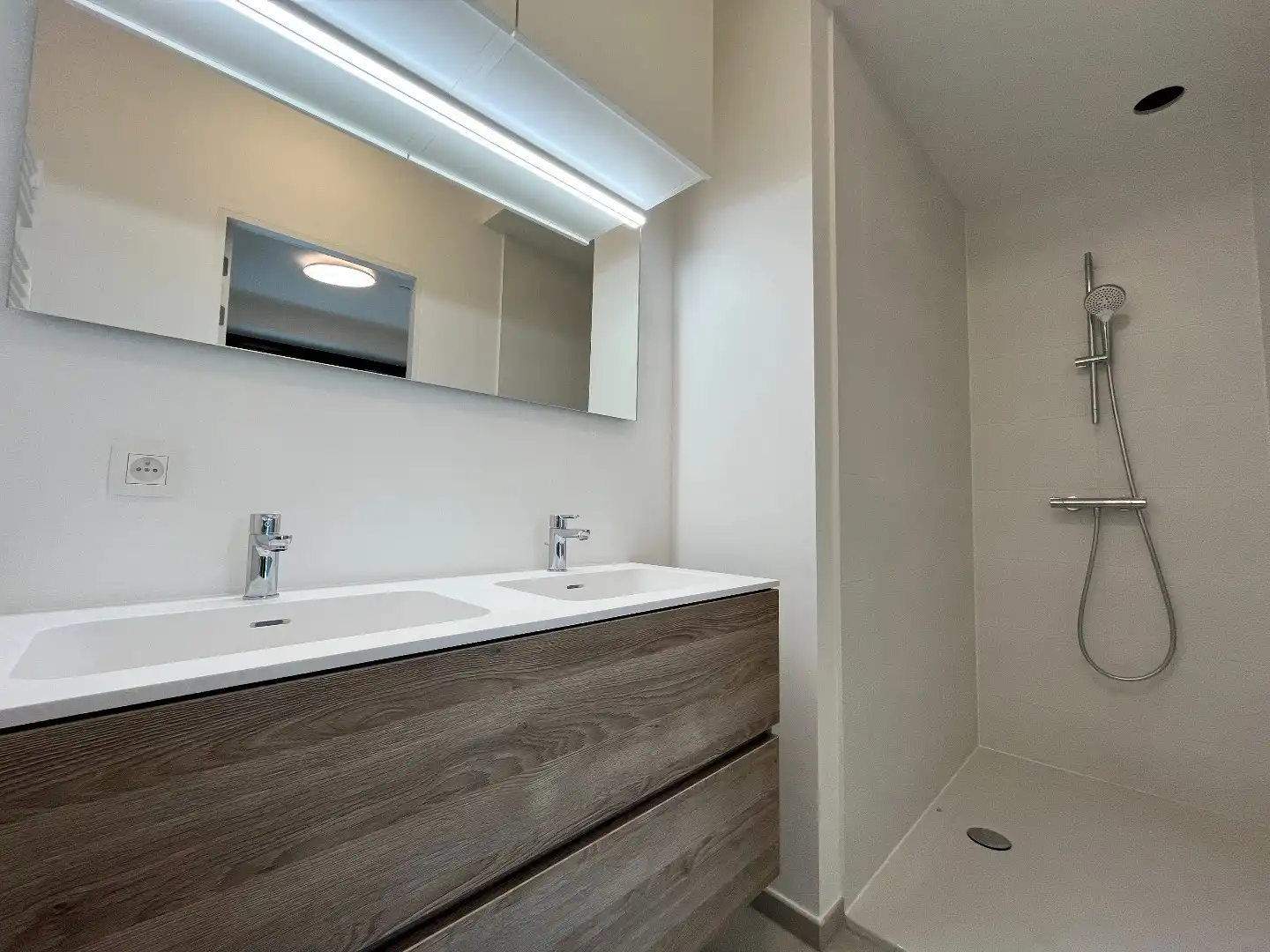 1 slpk appartement met riant terras te Antwerpen Zuid foto 10
