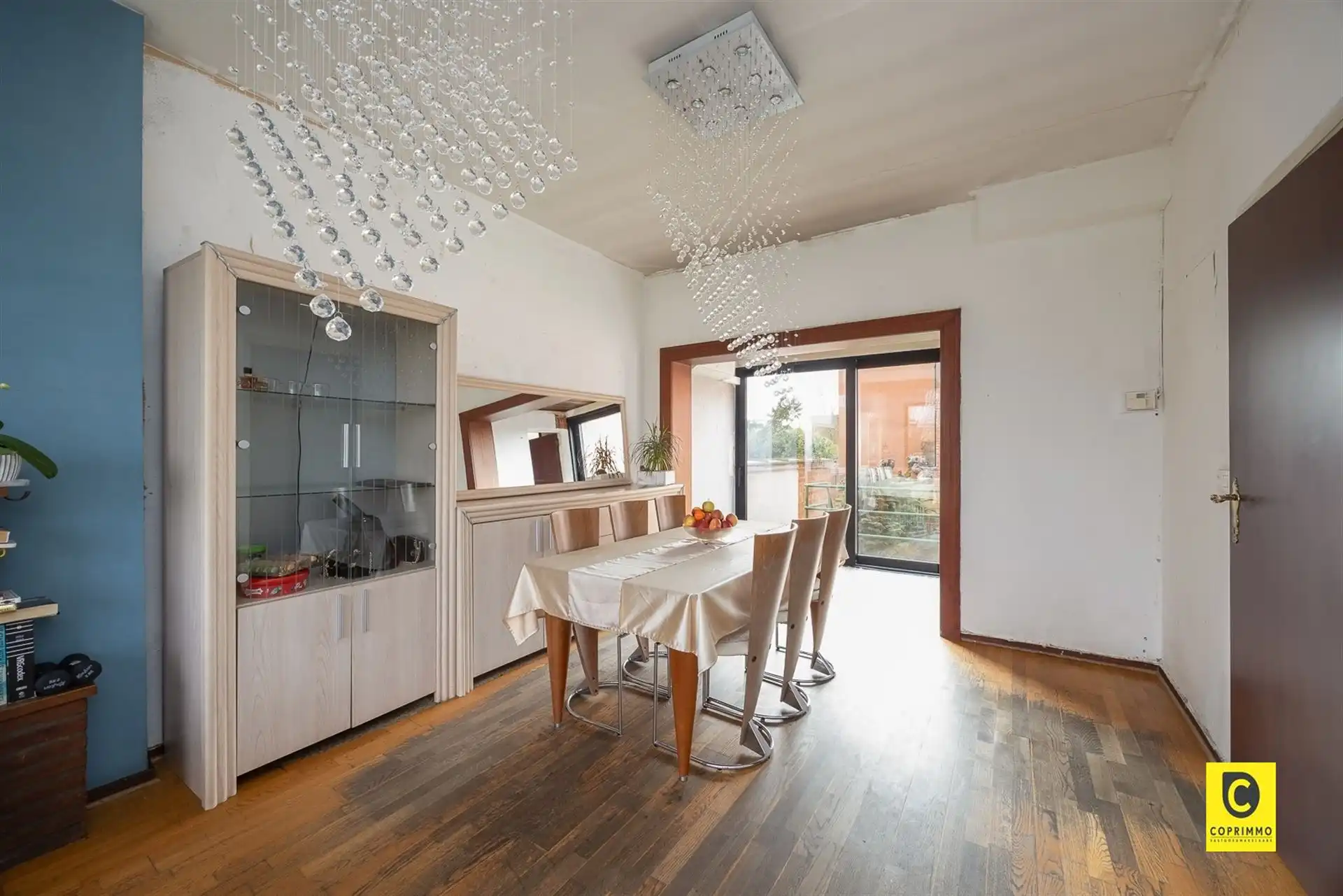 Woning met ruime zuidgerichte tuin foto 3