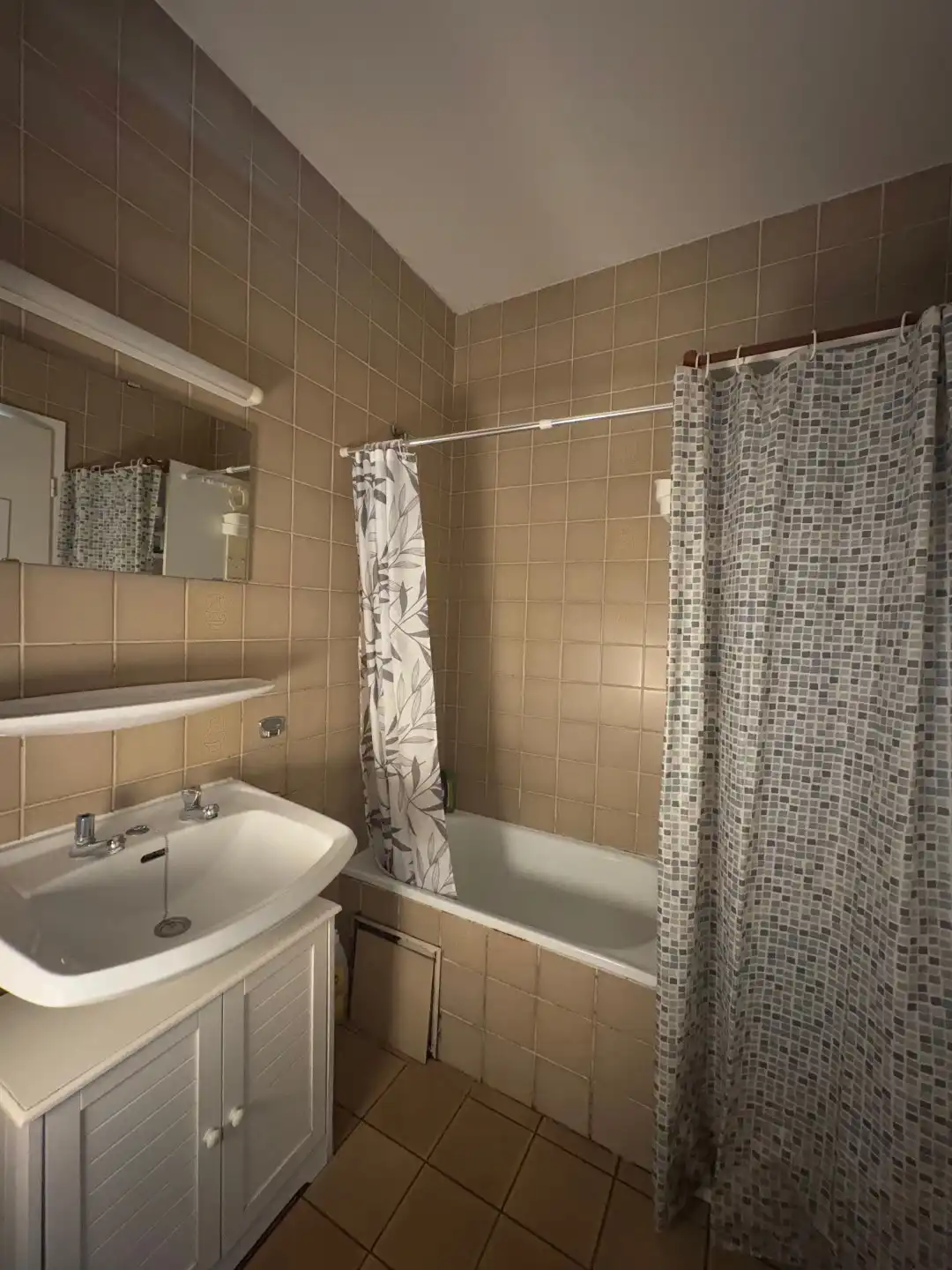 Zonnige studio te koop op enkele meters van het strand foto 8