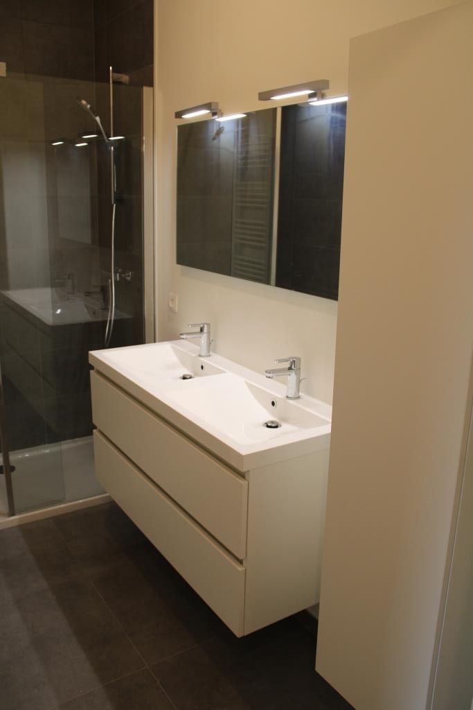Zeer ruim en energiezuinig appartement met autostaanplaats foto 12