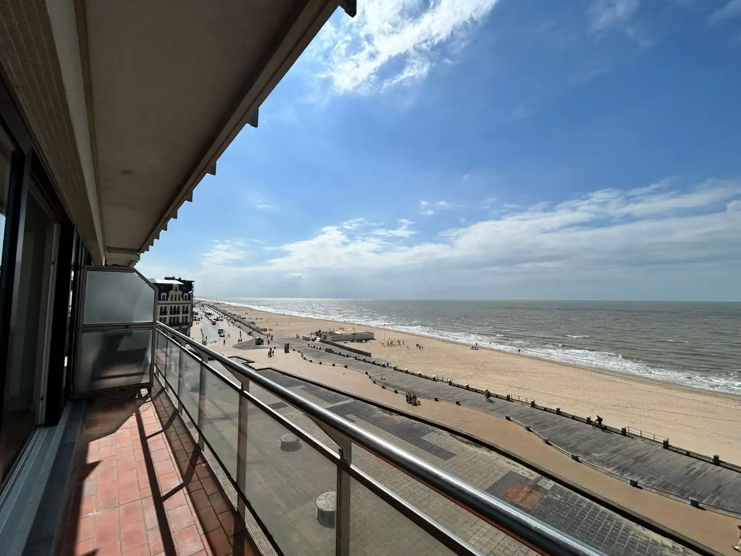 UNIEK GERENOVEERD 3 SLPK APP - ZICHT OP ZEE EN TERRASSEN  foto 14