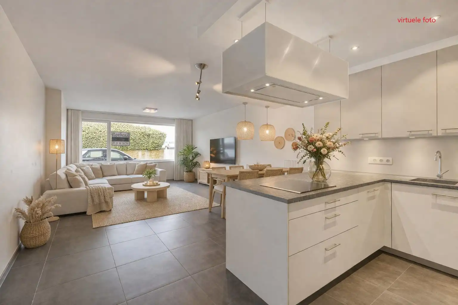 Instapklaar 2-slaapkamer appartement met ruim terras gelegen aan de Spuikom te Bredene! foto 2