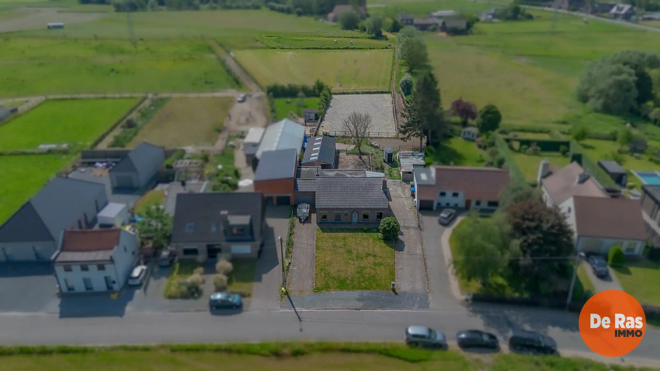 LEBBEKE - Charmante woning met paardenaccommodatie. foto 32